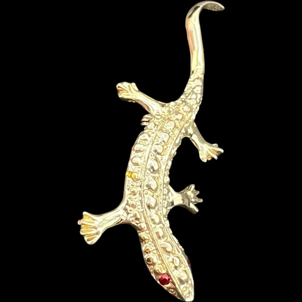 Vintage Lizard Gecko Salamander Gold Tone Red Eyes‎ Signed Gerry Brooch